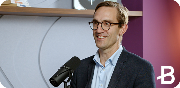 Wachtlijst: Beleef een podcastopname met Tom Simonts